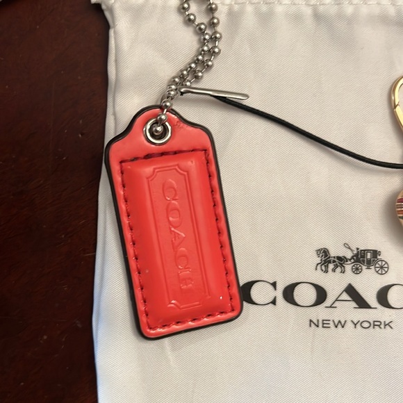 NWOT Coach charms with jewelry bag rainbow heart gold - Picture 3 of 3